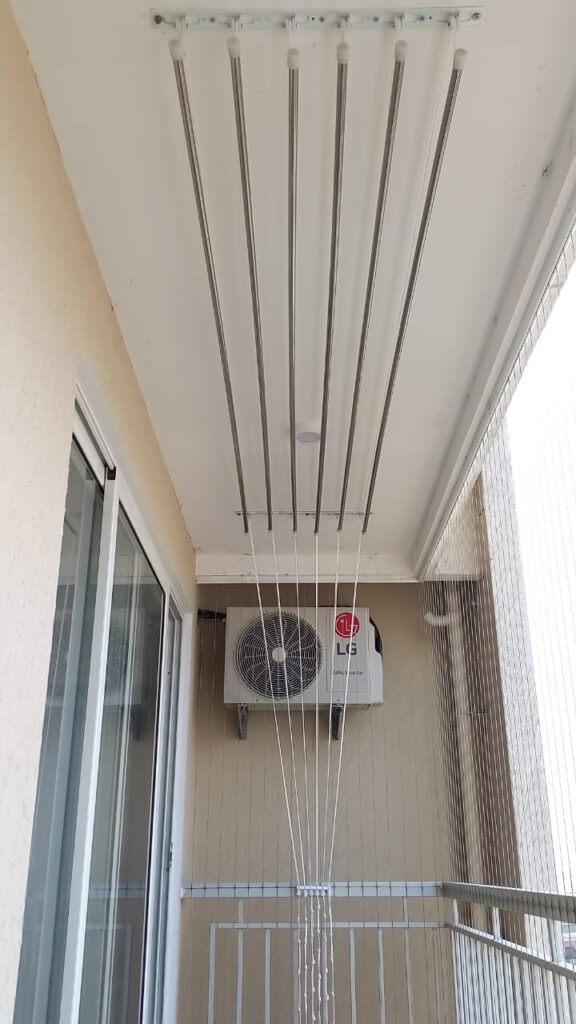 Cloth Hnager Balocny  
